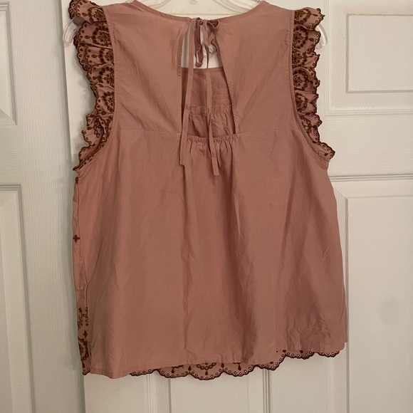 Blush Pink Embroidered Sleeveless Top Size M - Picture 4 of 6